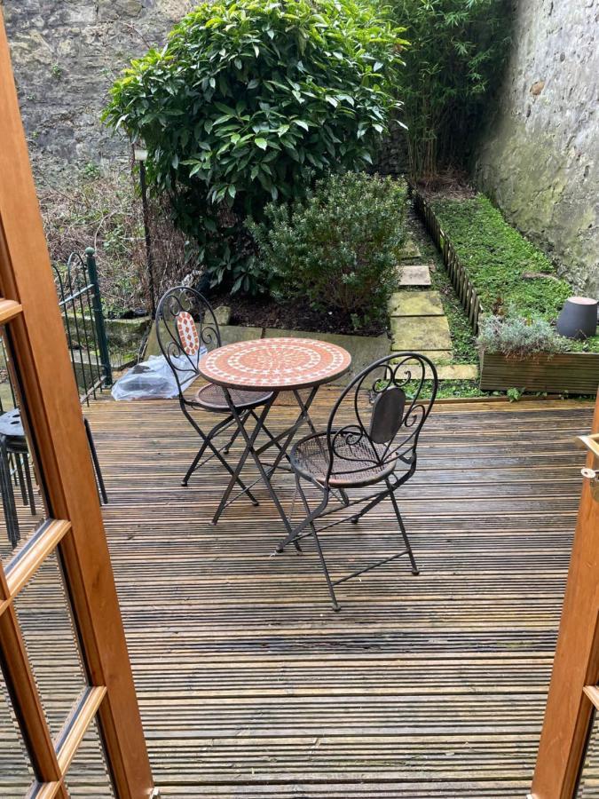 Fantastic Location 10 Mins To Princes Street- 15 To Royal Mile- Main Door-Patio Единбург Екстериор снимка